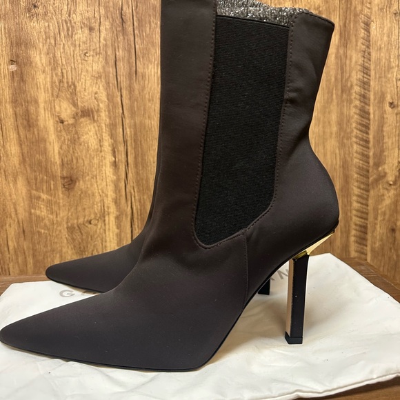 Good American Black Heeled Boots with Pointed Toe - Picture 4 of 5
